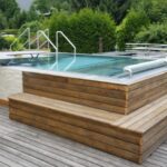 Whirlpool mit Theke